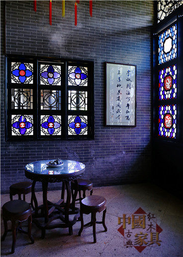 15廣州清代古跡余蔭山房里的花窗，廣味濃郁。（朱方剛 攝影）