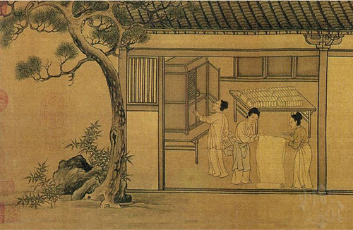 6、南宋佚名《蠶織圖》中一處畫面，描繪的是一位村婦正將蠶絲織物放入長(zhǎng)桌上的櫥內(nèi)。_副本_副本