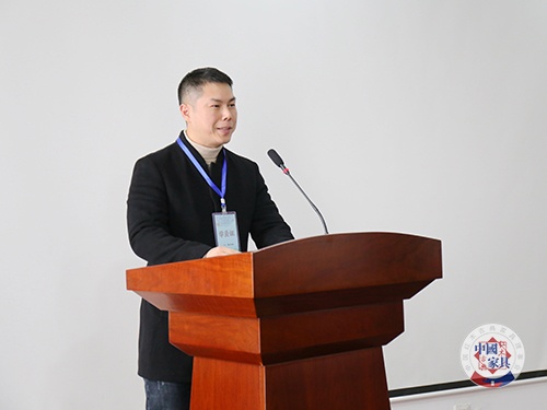 10-學(xué)員代表陳向金講話.jpg